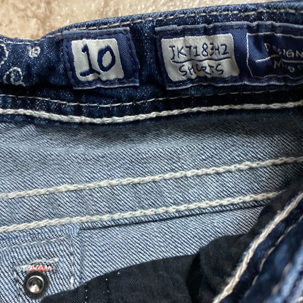 Miss Me Dark Blue Embroidered Denim Shorts - Picture 2 of 3